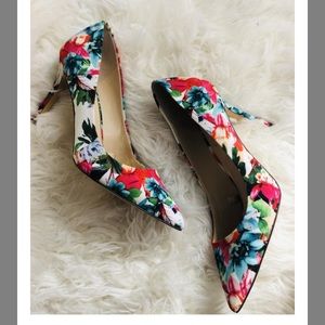 Floral Pumps Size 8 - Jessica Simpson